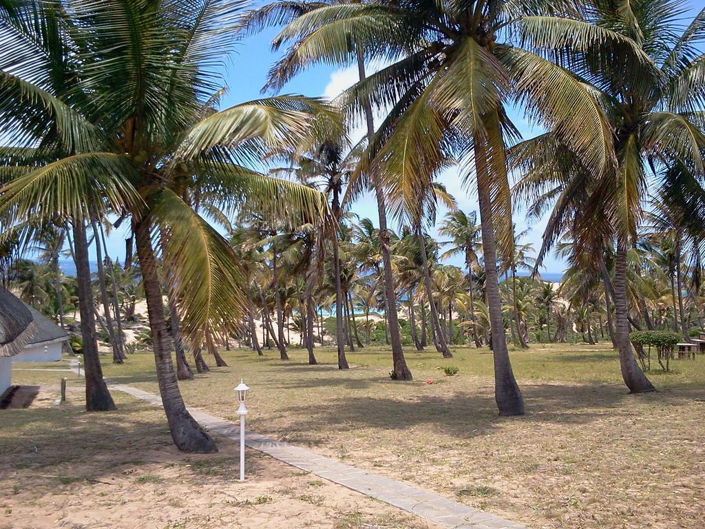 Blue Moon Beach Holiday Resort 伊尼扬巴内 客房 照片